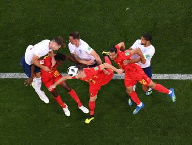 Nikon magazine - photographing football